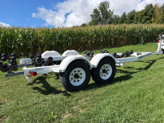 Tandem axle roller boat trailer 10500l
