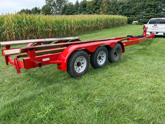 Tri Axle boat trailer 35’ 15600lb