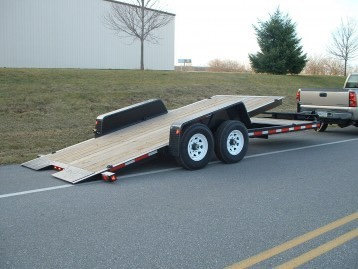 Tilt and load equipment hauler photo 2