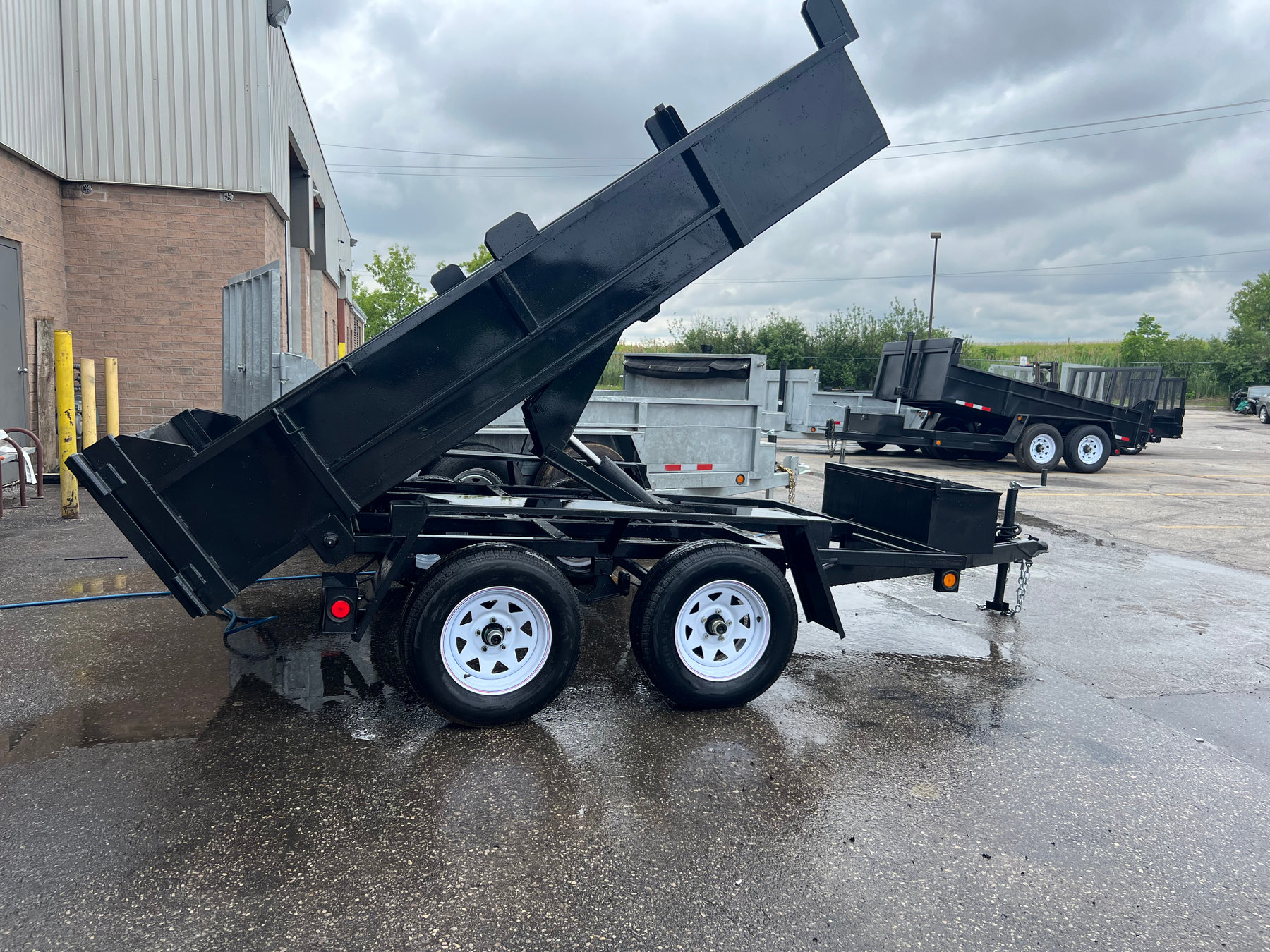 6'x 10' SCISSOR LIFT DUMP TRAILER (3.5 TON) - DTS610T3 photo 4