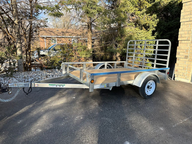 5x8’ galvanized cargo utility trailer