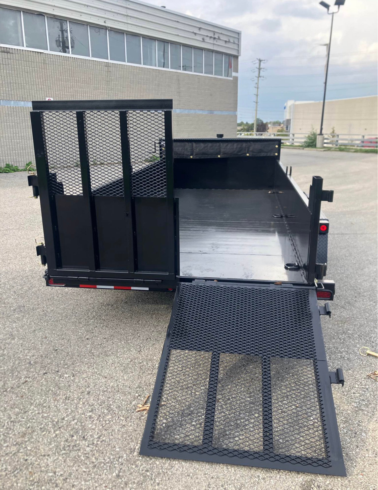 6.5 x 14 7 Ton Combo Gate Black Dump Trailer photo 3
