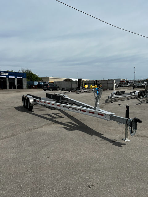 21,000lb Aluminum Boat Trailer 28-35ft Tri Axle