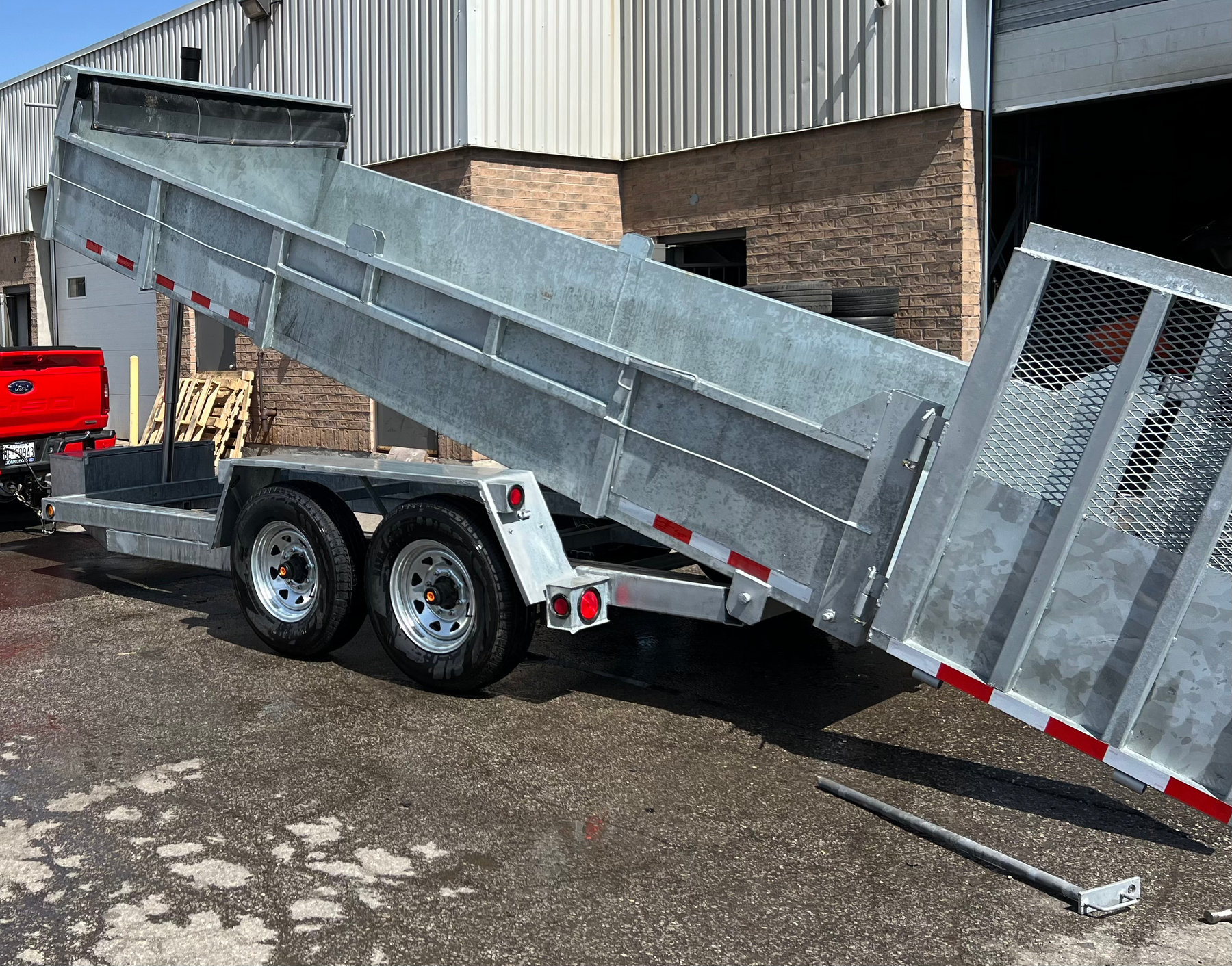 6.5 x 16 7 TON COMBO DUMP TRAILER TELESCOPIC LIFT photo 2